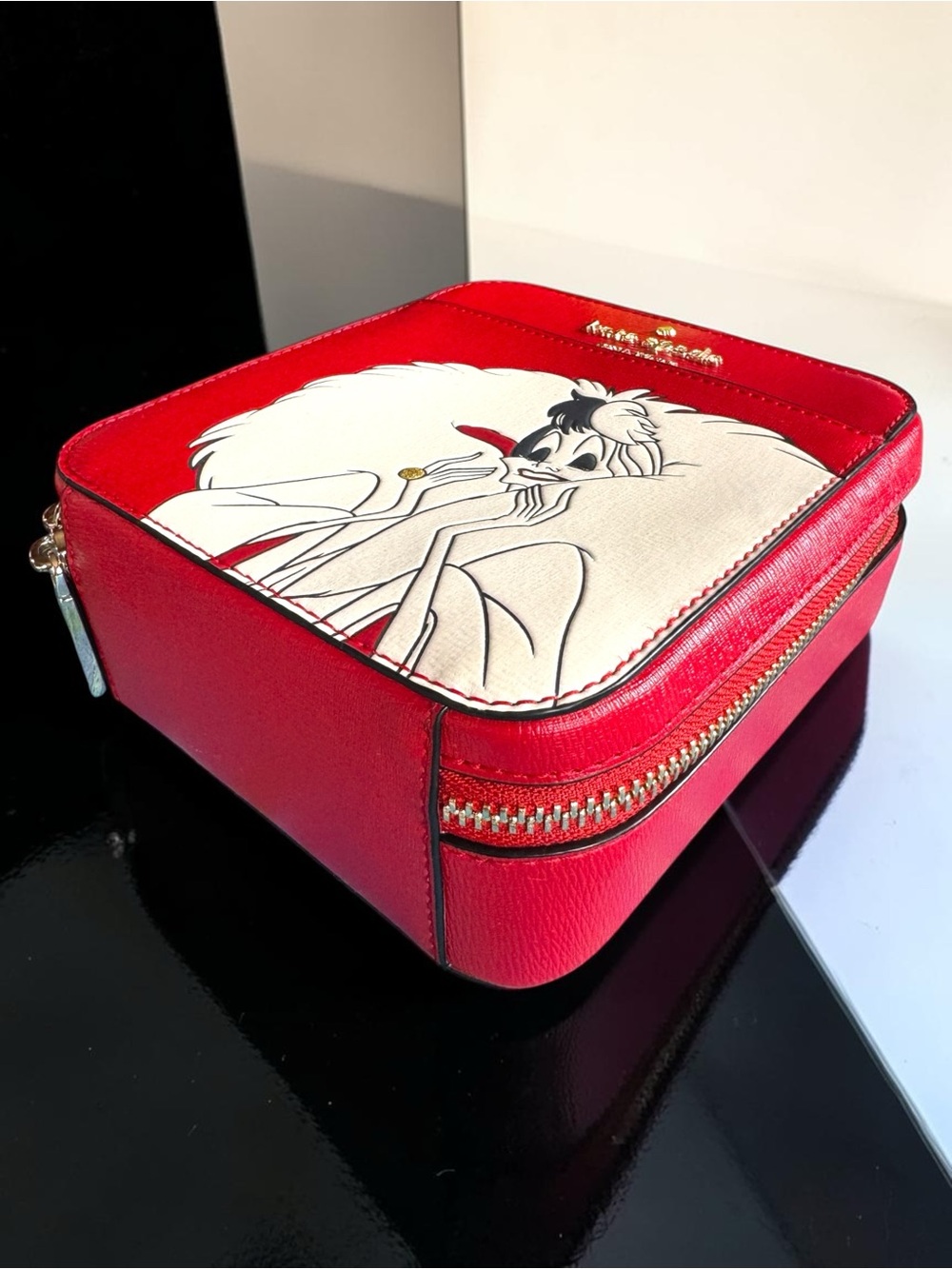 KATE SPADE x DISNEY Vanity Cruella Crossbody Bag. Detachable Strap. NWOT. - Picture 15 of 16